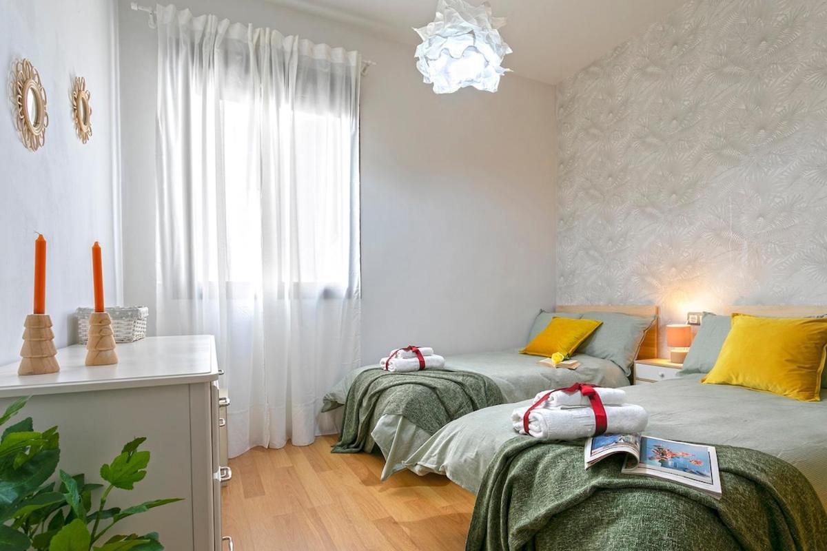 -Malagasunapts- Central Freeparking Rooftoppool מראה חיצוני תמונה